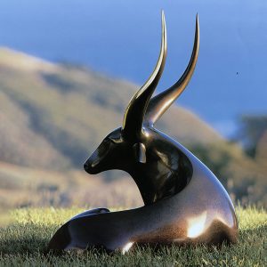 Commanding Strength and Elegance: Loet Vanderveen's Bronze 'Bull, Taurus'