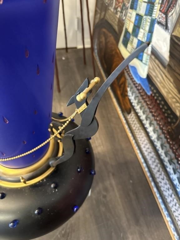 The Circus Dogs: A Masterful Spectacle by Dan Dailey (1995) - Image 4