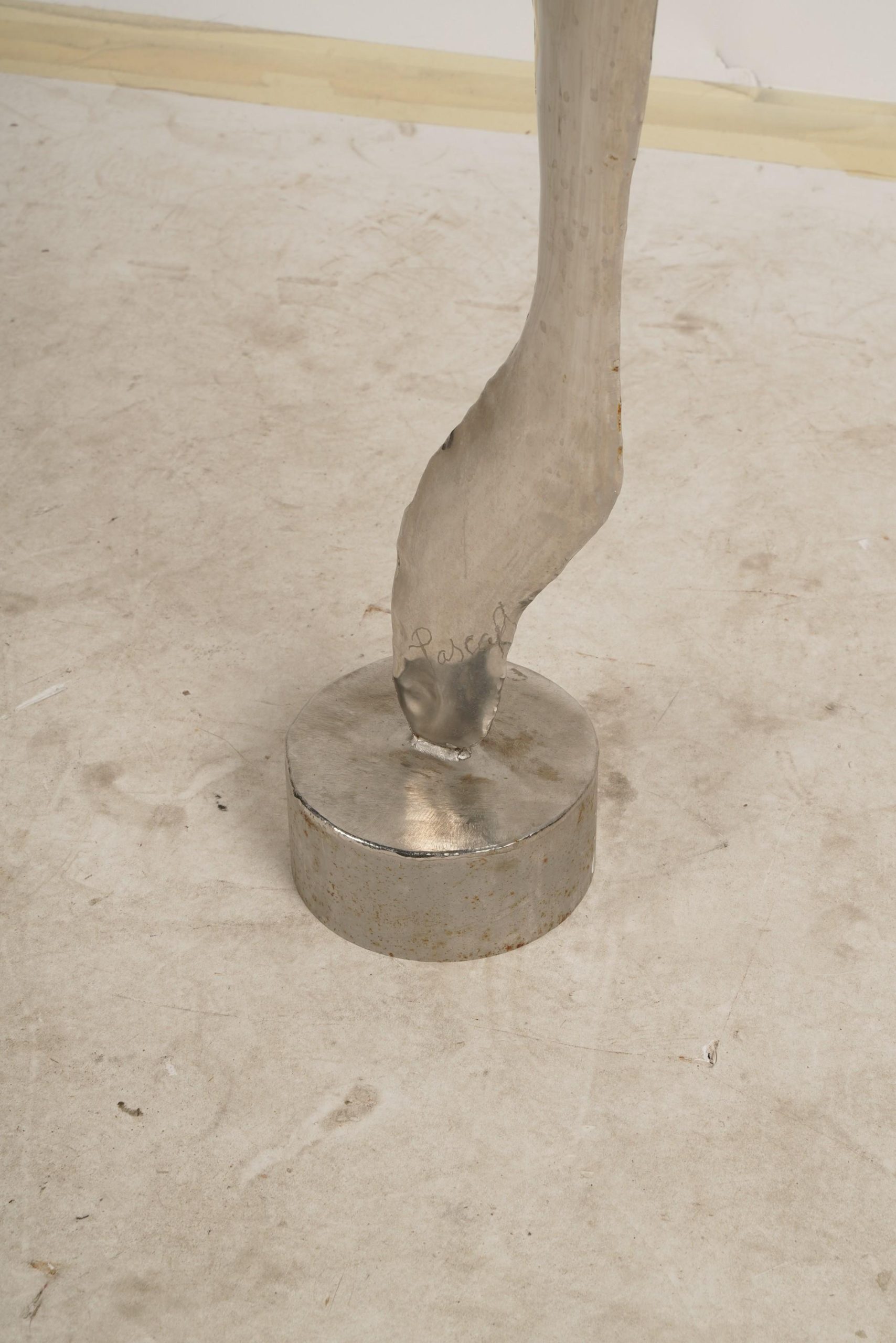 Suzanne Pascal: Monumental Aluminum "Leg" Sculpture (49") – 20th Century Realism - Image 7