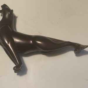 Loet Vanderveen: "Lioness" (149) – A Masterwork of Sleek Modernist Wildlife Sculpture